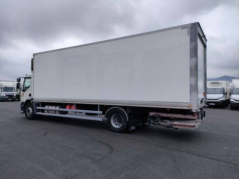 Camion Porteur 19 TONNES 280 CV HAYON PORTE RELEVANTE - بصندوق مغلق شاحنة: صور 4 Camion Porteur 19 TONNES 280 CV HAYON PORTE RELEVANTE - بصندوق مغلق شاحنة: صور 4