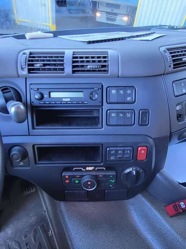 شاحنات مسطحة, شاحنة كرين Camion Porteur CAMION GRUE 26 TONNES 410 CV 6X4: صور 6