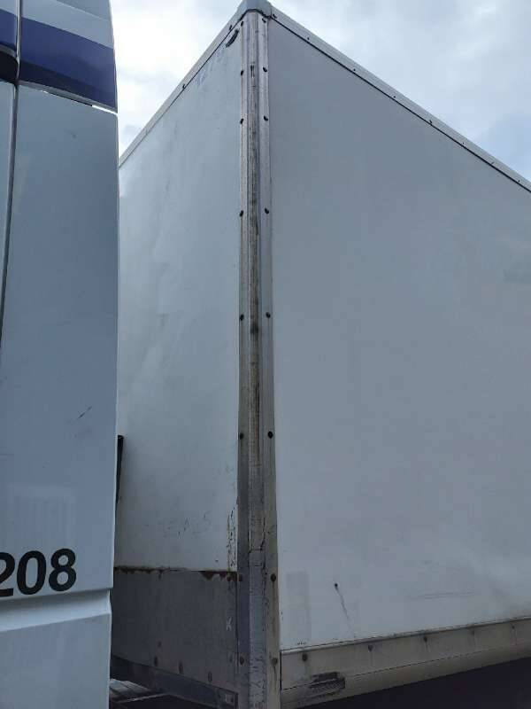 Semi-remorque 3 Essieux 34 TONNES 2 PORTES AR - بصندوق مغلق نصف مقطورة: صور 3 Semi-remorque 3 Essieux 34 TONNES 2 PORTES AR - بصندوق مغلق نصف مقطورة: صور 3