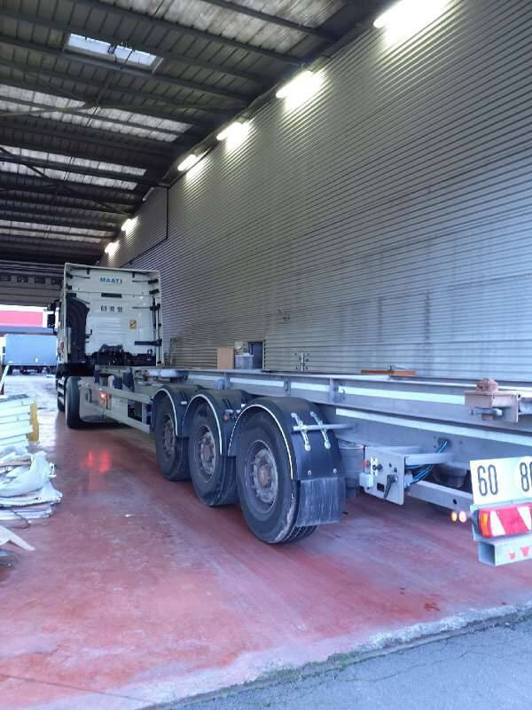 Semi-remorque 3 Essieux 38 TONNES CHARIOT COULISSANT - شاحنات الحاويات/ جسم علوي قابل للتغيير نصف مقطورة: صور 1 Semi-remorque 3 Essieux 38 TONNES CHARIOT COULISSANT - شاحنات الحاويات/ جسم علوي قابل للتغيير نصف مقطورة: صور 1