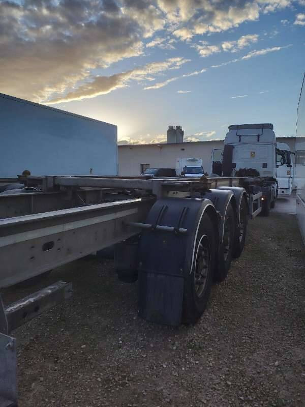 Semi-remorque 3 Essieux 38 TONNES CHARIOT COULISSANT - شاحنات الحاويات/ جسم علوي قابل للتغيير نصف مقطورة: صور 3 Semi-remorque 3 Essieux 38 TONNES CHARIOT COULISSANT - شاحنات الحاويات/ جسم علوي قابل للتغيير نصف مقطورة: صور 3