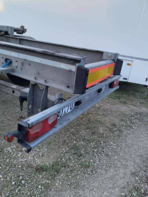 Semi-remorque 3 Essieux 38 TONNES CHARIOT COULISSANT - شاحنات الحاويات/ جسم علوي قابل للتغيير نصف مقطورة: صور 2 Semi-remorque 3 Essieux 38 TONNES CHARIOT COULISSANT - شاحنات الحاويات/ جسم علوي قابل للتغيير نصف مقطورة: صور 2