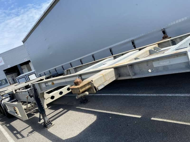 Semi-remorque 3 Essieux 38 TONNES CHARIOT COULISSANT - شاحنات الحاويات/ جسم علوي قابل للتغيير نصف مقطورة: صور 3 Semi-remorque 3 Essieux 38 TONNES CHARIOT COULISSANT - شاحنات الحاويات/ جسم علوي قابل للتغيير نصف مقطورة: صور 3