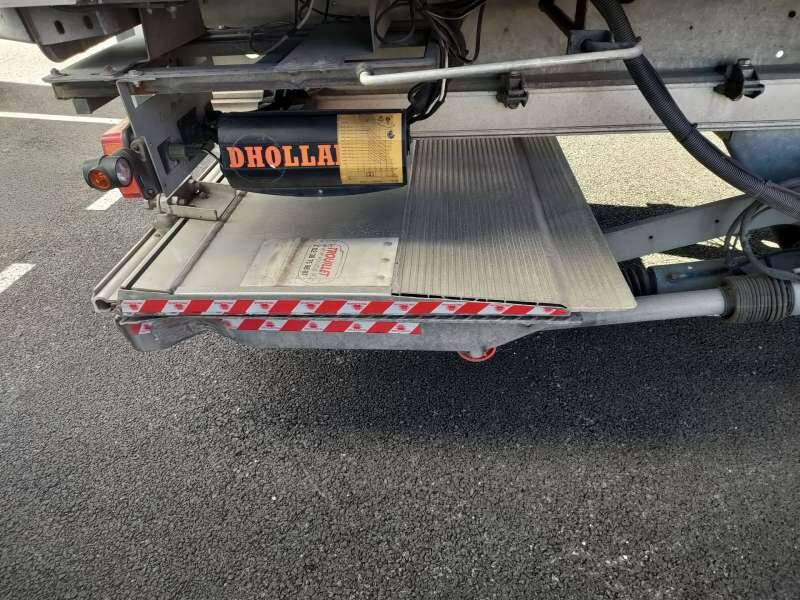 Semi-remorque 3 Essieux 38 TONNES HAYON 2 PORTES AR - بصندوق مغلق نصف مقطورة: صور 5 Semi-remorque 3 Essieux 38 TONNES HAYON 2 PORTES AR - بصندوق مغلق نصف مقطورة: صور 5