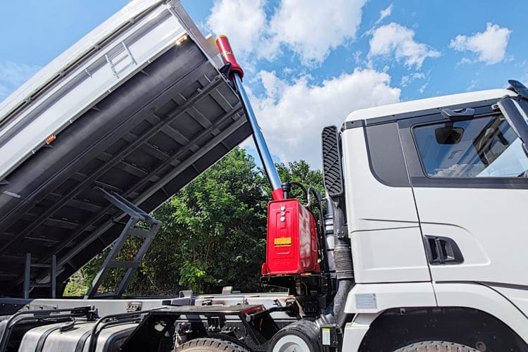 SHACMAN Shacman Dump Truck for Sale in Nigeria - قلابات: صور 3 SHACMAN Shacman Dump Truck for Sale in Nigeria - قلابات: صور 3