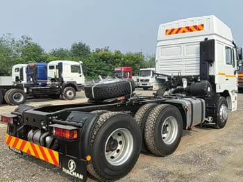 SHACMAN Shacman Truck Head F3000 for Sale in Mali - شاحنة جرار: صور 2 SHACMAN Shacman Truck Head F3000 for Sale in Mali - شاحنة جرار: صور 2