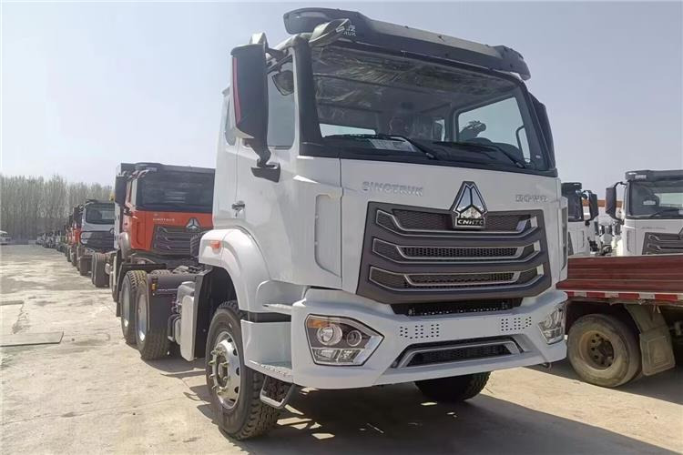 SINOTRUK Hohan NX Truck Price 371 hp 10 Wheeler for Sale In Tanzania - شاحنة جرار: صور 1 SINOTRUK Hohan NX Truck Price 371 hp 10 Wheeler for Sale In Tanzania - شاحنة جرار: صور 1