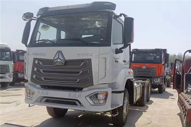 SINOTRUK Hohan NX Truck Price 371 hp 10 Wheeler for Sale In Tanzania - شاحنة جرار: صور 2 SINOTRUK Hohan NX Truck Price 371 hp 10 Wheeler for Sale In Tanzania - شاحنة جرار: صور 2