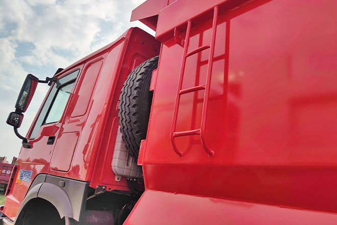 قلابات لنقل البضائع الحرة SINOTRUK Howo 371 10 Wheeler Used Dump Trucks for Sale in Congo: صور 6 قلابات لنقل البضائع الحرة SINOTRUK Howo 371 10 Wheeler Used Dump Trucks for Sale in Congo: صور 6