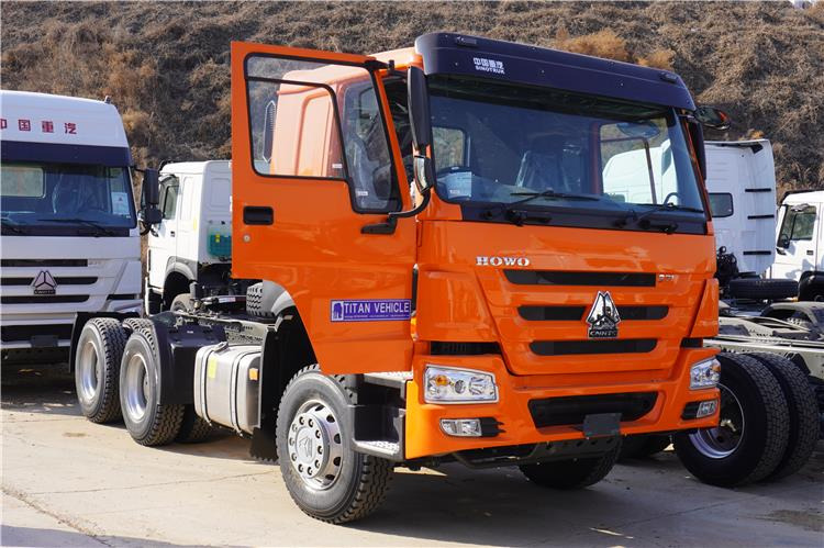 SINOTRUK Howo 371hp 6x4 10 Tires Truck Head for Sale In Jamaica - شاحنة جرار: صور 1 SINOTRUK Howo 371hp 6x4 10 Tires Truck Head for Sale In Jamaica - شاحنة جرار: صور 1