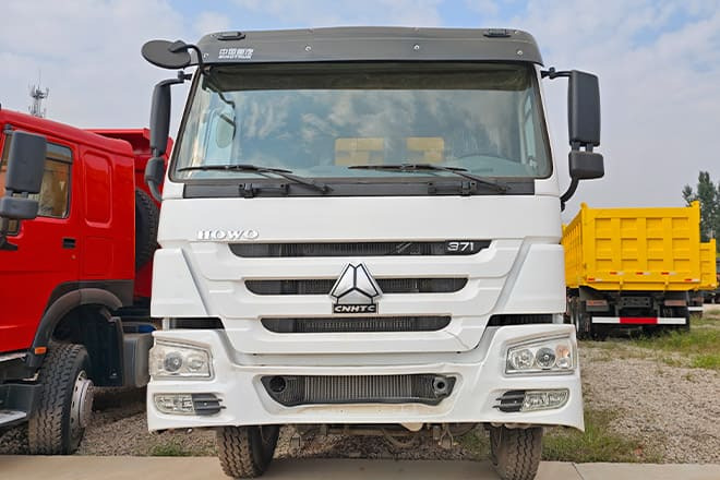 SINOTRUK Second Hand Sinotruk Howo 371 Dump Truck Specifications for Sale in Uruguay - قلابات: صور 2 SINOTRUK Second Hand Sinotruk Howo 371 Dump Truck Specifications for Sale in Uruguay - قلابات: صور 2