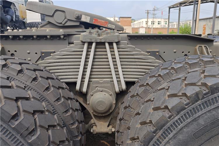 Sinotruk Used Howo 400 HP Truck Head for Sale In Congo - شاحنة جرار: صور 4 Sinotruk Used Howo 400 HP Truck Head for Sale In Congo - شاحنة جرار: صور 4