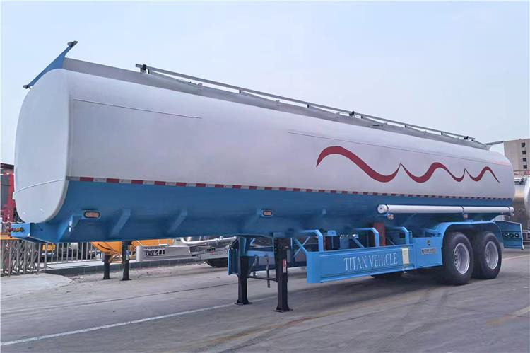 TITAN 2 Axle 40000 Liters Fuel Tanker Trailer for Sale In Zimbabwe - نصف مقطورة صهريج: صور 1 TITAN 2 Axle 40000 Liters Fuel Tanker Trailer for Sale In Zimbabwe - نصف مقطورة صهريج: صور 1