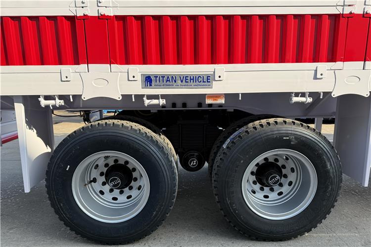 TITAN 2 Axle Fence Cargo Trailer with Bogie Suspension for Sale In Zimbabwe - شاحنة نقل المواشي نصف مقطورة: صور 3 TITAN 2 Axle Fence Cargo Trailer with Bogie Suspension for Sale In Zimbabwe - شاحنة نقل المواشي نصف مقطورة: صور 3