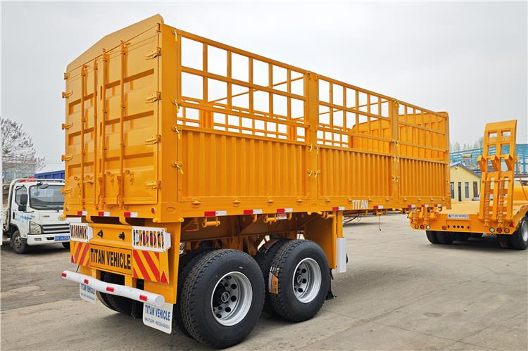 TITAN 2 Axle Fence Semi Trailer for Sale In Senegal - شاحنة نقل المواشي نصف مقطورة: صور 3 TITAN 2 Axle Fence Semi Trailer for Sale In Senegal - شاحنة نقل المواشي نصف مقطورة: صور 3