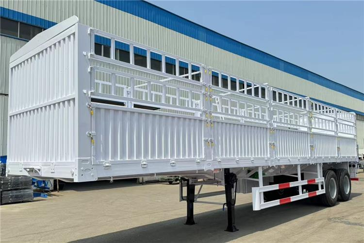 TITAN 2 Axle Fence Semi Trailer with Bogie Suspension for Sale In Nigeria - شاحنة نقل المواشي نصف مقطورة: صور 3 TITAN 2 Axle Fence Semi Trailer with Bogie Suspension for Sale In Nigeria - شاحنة نقل المواشي نصف مقطورة: صور 3