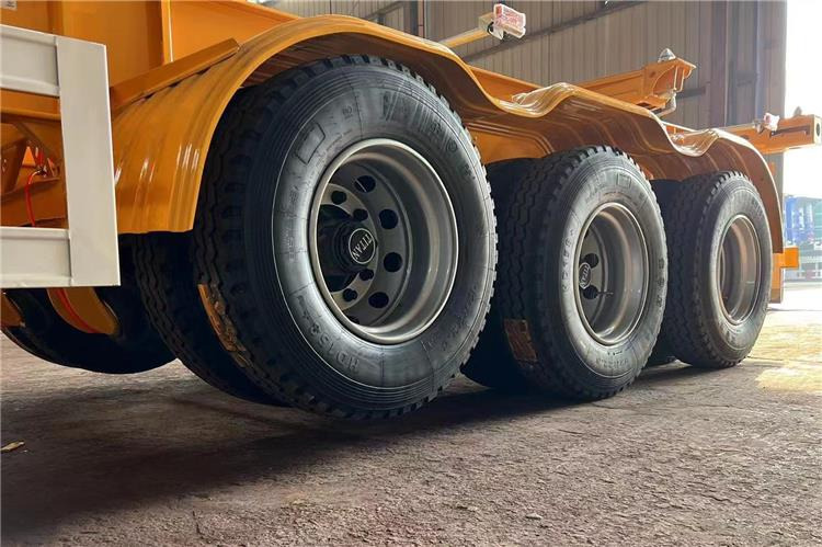 TITAN 3 Axle Container Skeletal Trailer with Air Suspension for Sale In Aruba - الشاسية نصف مقطورة: صور 5 TITAN 3 Axle Container Skeletal Trailer with Air Suspension for Sale In Aruba - الشاسية نصف مقطورة: صور 5