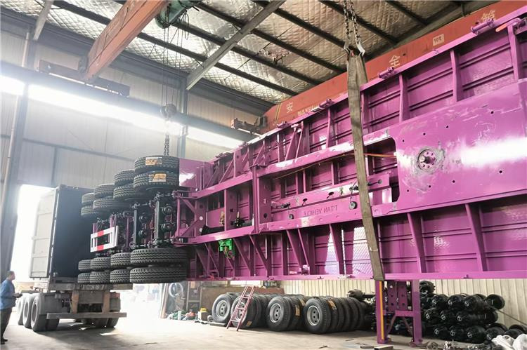 TITAN 4 Axle 40ft Flatbed Semi Trailer for Sale In Guam - نصف مقطورة مسطحة: صور 4 TITAN 4 Axle 40ft Flatbed Semi Trailer for Sale In Guam - نصف مقطورة مسطحة: صور 4