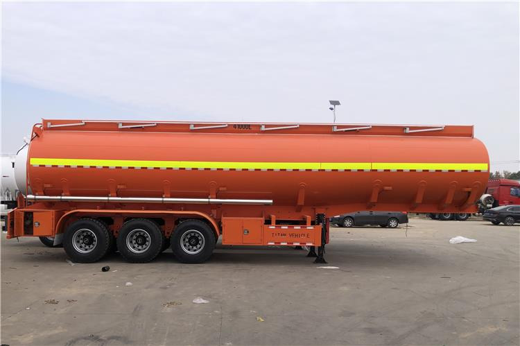 TITAN 45000 Liters Fuel Oil Diesel Tanker Trailer for Sale In Saudi Arabia - نصف مقطورة صهريج: صور 2 TITAN 45000 Liters Fuel Oil Diesel Tanker Trailer for Sale In Saudi Arabia - نصف مقطورة صهريج: صور 2