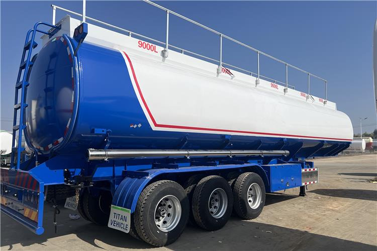 TITAN 45000 Liters Oil Tanker Trailer for Sale In Ghana - نصف مقطورة صهريج: صور 2 TITAN 45000 Liters Oil Tanker Trailer for Sale In Ghana - نصف مقطورة صهريج: صور 2