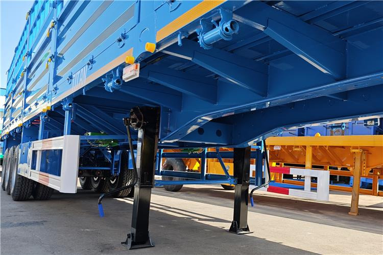 TITAN 60 Ton Fence Cargo Semi Trailer for Sale in Tanzania - شاحنة نقل المواشي نصف مقطورة: صور 5 TITAN 60 Ton Fence Cargo Semi Trailer for Sale in Tanzania - شاحنة نقل المواشي نصف مقطورة: صور 5