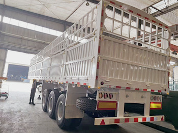 TITAN Animal Transport Fence Trailer for Sale in Mali - شاحنة نقل المواشي نصف مقطورة: صور 3 TITAN Animal Transport Fence Trailer for Sale in Mali - شاحنة نقل المواشي نصف مقطورة: صور 3