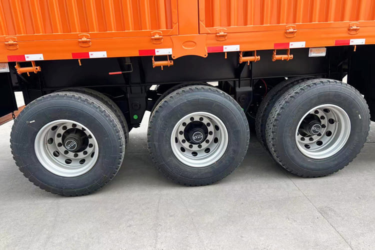 TITAN Fence Trailer for Sale in Saudi Arabia - شاحنة نقل المواشي نصف مقطورة: صور 5 TITAN Fence Trailer for Sale in Saudi Arabia - شاحنة نقل المواشي نصف مقطورة: صور 5