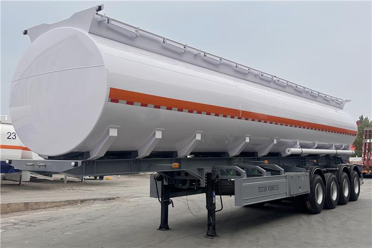 TITAN In Stock 4 Axle Petrol Tanker Trailer for Sale In Jamaica - نصف مقطورة صهريج: صور 1 TITAN In Stock 4 Axle Petrol Tanker Trailer for Sale In Jamaica - نصف مقطورة صهريج: صور 1