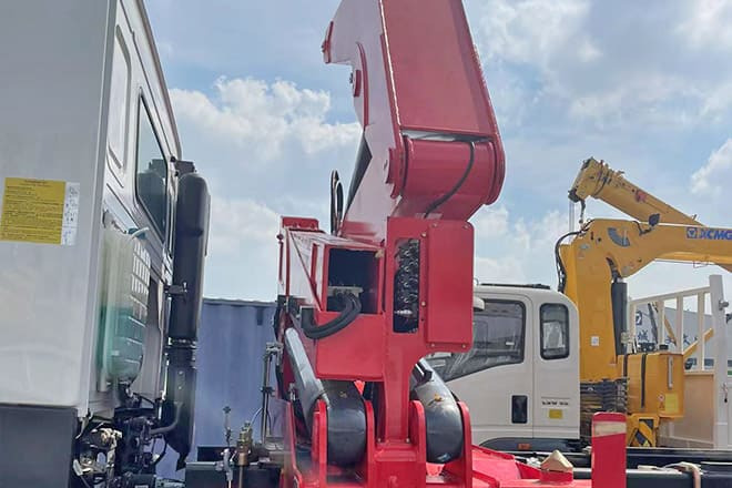 XCMG 20 Ft Side Lifter Truck for Sale in Papua New Guinea - شاحنات الحاويات/ جسم علوي قابل للتغيير شاحنة: صور 3 XCMG 20 Ft Side Lifter Truck for Sale in Papua New Guinea - شاحنات الحاويات/ جسم علوي قابل للتغيير شاحنة: صور 3