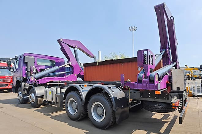 XCMG 37 Ton Container Side Lifter Truck for Sale in Kiribati - شاحنات الحاويات/ جسم علوي قابل للتغيير شاحنة: صور 4 XCMG 37 Ton Container Side Lifter Truck for Sale in Kiribati - شاحنات الحاويات/ جسم علوي قابل للتغيير شاحنة: صور 4