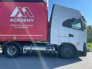 Iveco S-WAY 460 - شاحنة جرار: صور 3 Iveco S-WAY 460 - شاحنة جرار: صور 3