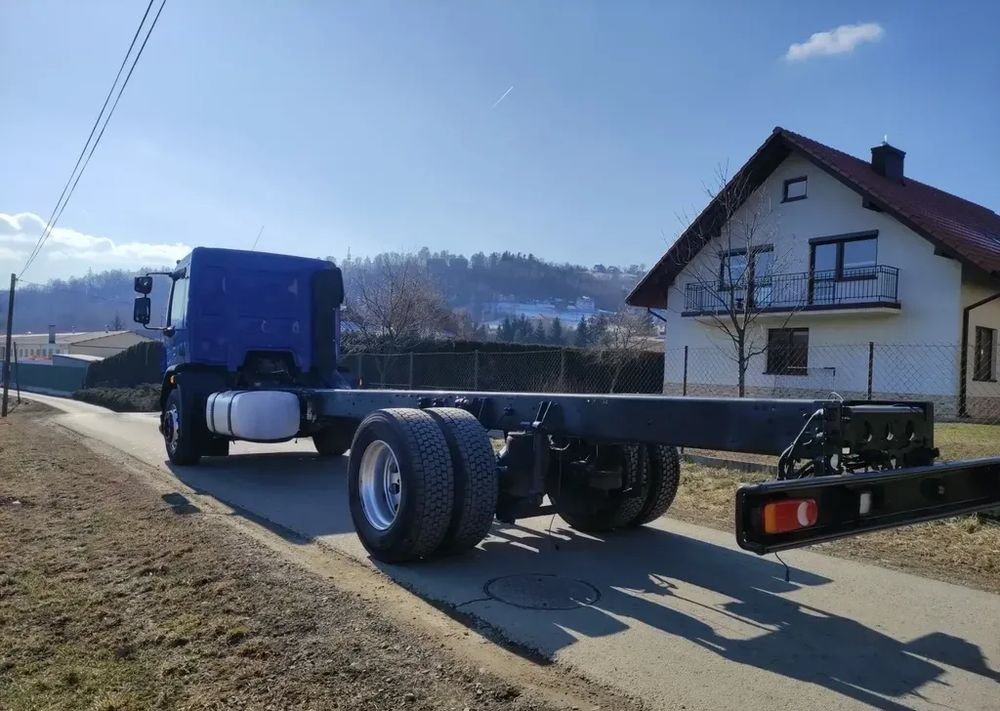 DAF LF 320 ramo do zabudowy 18DMC - الشاسيه شاحنة: صور 3 DAF LF 320 ramo do zabudowy 18DMC - الشاسيه شاحنة: صور 3