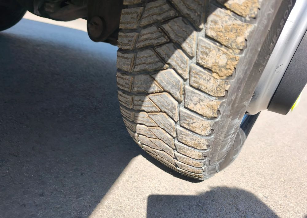 Iveco DAILY 70C18 KONTENER 5,5M obsługa silnika nowy rozrząd - بصندوق مغلق شاحنة: صور 5 Iveco DAILY 70C18 KONTENER 5,5M obsługa silnika nowy rozrząd - بصندوق مغلق شاحنة: صور 5