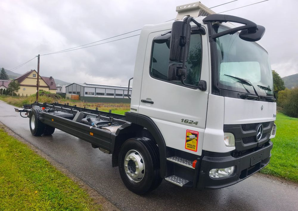 Mercedes-Benz Atego 1624 rama do zabudowy - الشاسيه شاحنة: صور 2 Mercedes-Benz Atego 1624 rama do zabudowy - الشاسيه شاحنة: صور 2