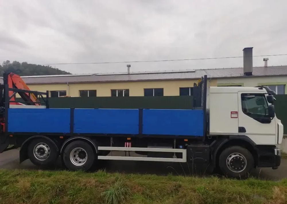 Renault D 26.320 6x2 podwozie do zabudowy - الشاسيه شاحنة: صور 4 Renault D 26.320 6x2 podwozie do zabudowy - الشاسيه شاحنة: صور 4