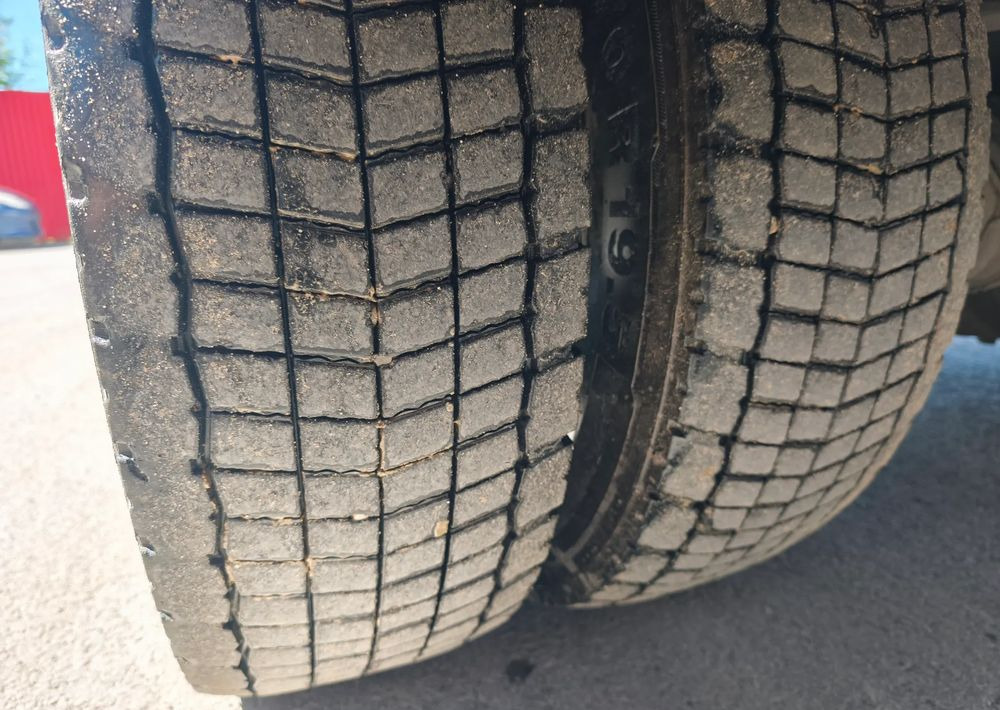 Renault GAMA D 12.210 chłodnia izoterma 14 palet poduszka - مبردة شاحنة: صور 3 Renault GAMA D 12.210 chłodnia izoterma 14 palet poduszka - مبردة شاحنة: صور 3