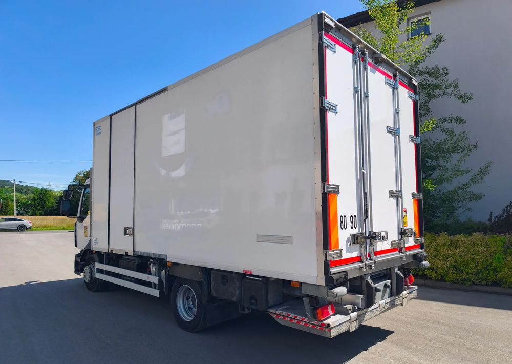 Renault GAMA D 12.210 chłodnia izoterma 14 palet poduszka - مبردة شاحنة: صور 2 Renault GAMA D 12.210 chłodnia izoterma 14 palet poduszka - مبردة شاحنة: صور 2