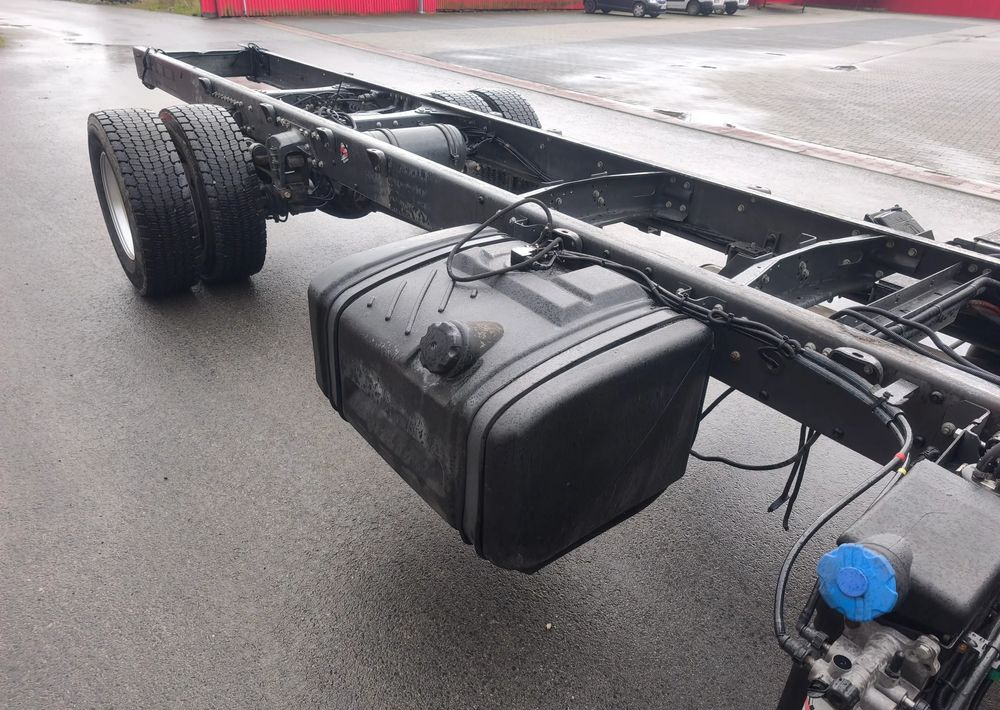 Renault Midlum 220.14 220.16 rama do zabudowy poduszka - الشاسيه شاحنة: صور 5 Renault Midlum 220.14 220.16 rama do zabudowy poduszka - الشاسيه شاحنة: صور 5