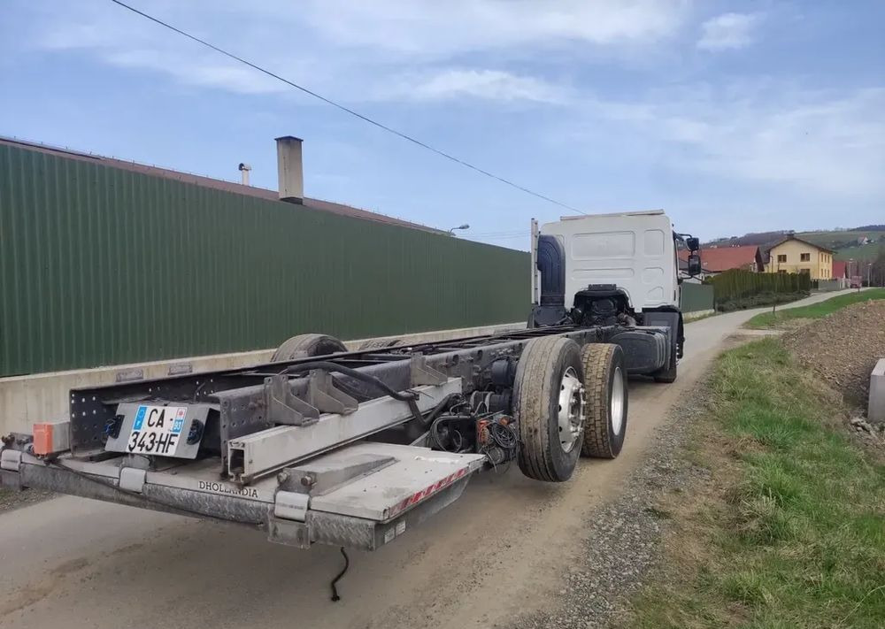 Renault Premium 26.380 Dxi  6x2 rama do zabudowy - الشاسيه شاحنة: صور 3 Renault Premium 26.380 Dxi  6x2 rama do zabudowy - الشاسيه شاحنة: صور 3