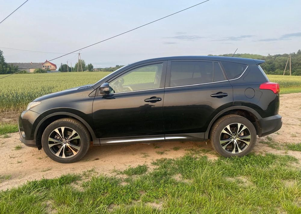 Toyota RAV4 2.0 D-4D 4x4 - سيارة دفع رباعي: صور 5 Toyota RAV4 2.0 D-4D 4x4 - سيارة دفع رباعي: صور 5