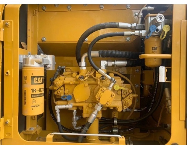 2021 Caterpillar 318D2 - حفارات زحافة: صور 4 2021 Caterpillar 318D2 - حفارات زحافة: صور 4