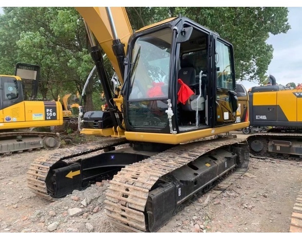 2021 Caterpillar 318D2 - حفارات زحافة: صور 2 2021 Caterpillar 318D2 - حفارات زحافة: صور 2