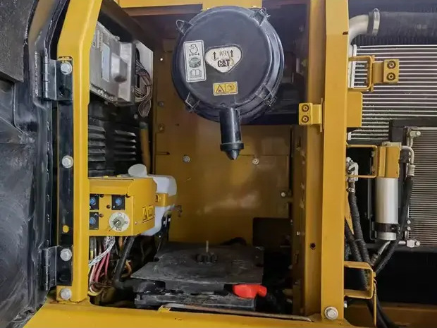 2022 Caterpillar 320D - حفارات زحافة: صور 3 2022 Caterpillar 320D - حفارات زحافة: صور 3
