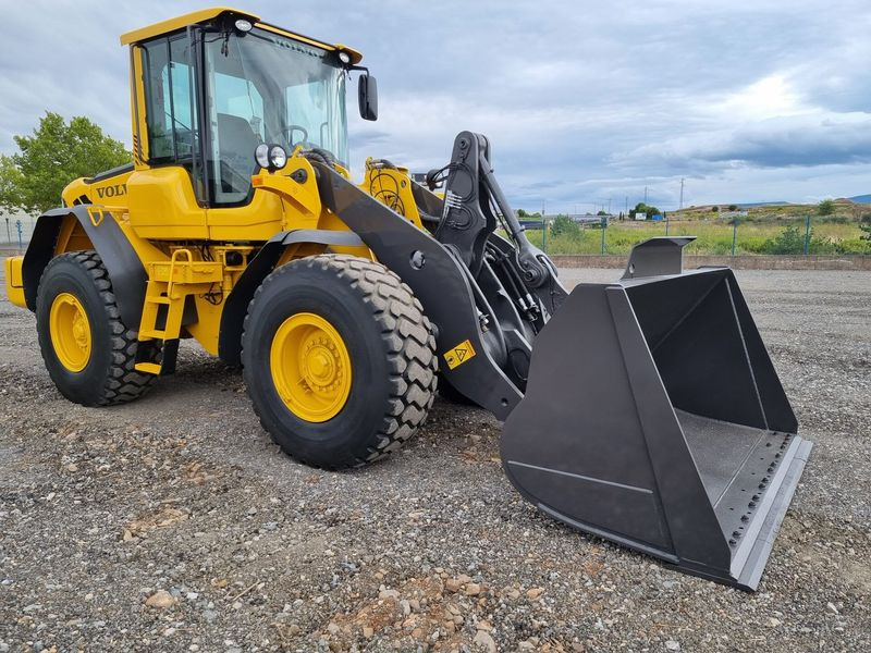 CATERPILLAR L90F - اللودر بعجل: صور 2 CATERPILLAR L90F - اللودر بعجل: صور 2