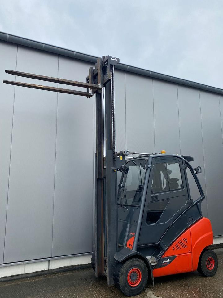 Linde Linde H 35 T - 6.012 h - Seitenschieber - - رافعة شوكية تعمل بالغاز: صور 5 Linde Linde H 35 T - 6.012 h - Seitenschieber - - رافعة شوكية تعمل بالغاز: صور 5