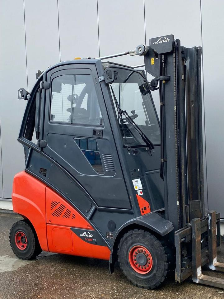 Linde Linde H 35 T - 6.012 h - Seitenschieber - - رافعة شوكية تعمل بالغاز: صور 4 Linde Linde H 35 T - 6.012 h - Seitenschieber - - رافعة شوكية تعمل بالغاز: صور 4