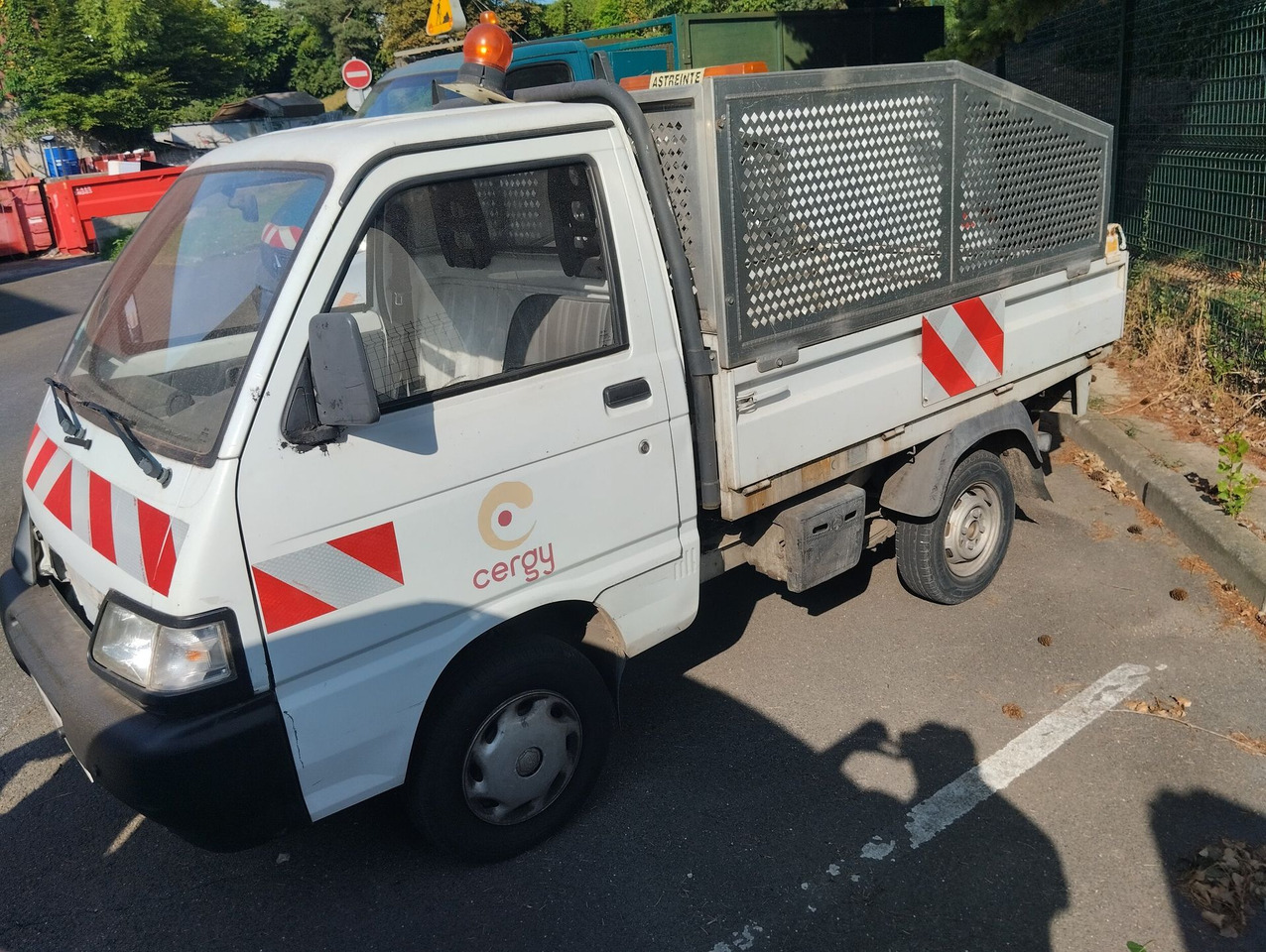 PIAGGIO PORTER 208EVW95 benne - مركبة الخدمات الكهربائية, قلابات: صور 4 PIAGGIO PORTER 208EVW95 benne - مركبة الخدمات الكهربائية, قلابات: صور 4