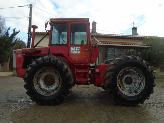 Massey Ferguson 1200 - جرار: صور 1 Massey Ferguson 1200 - جرار: صور 1