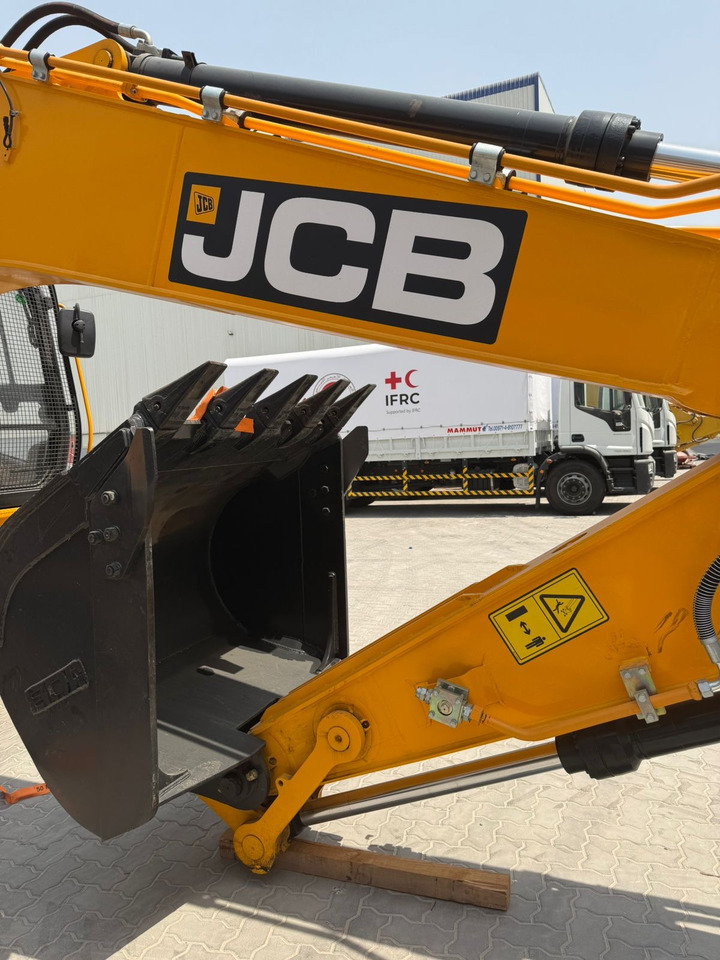 JCB 225 - حفارة: صور 2 JCB 225 - حفارة: صور 2