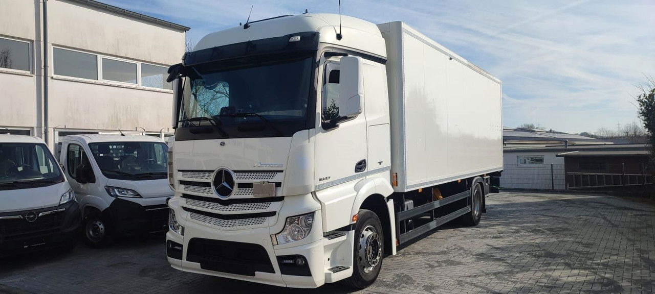 Mercedes-Benz Actros 1843 1843-Vermietung - LBW Voll-Luft-gefedert - بصندوق مغلق شاحنة: صور 1 Mercedes-Benz Actros 1843 1843-Vermietung - LBW Voll-Luft-gefedert - بصندوق مغلق شاحنة: صور 1